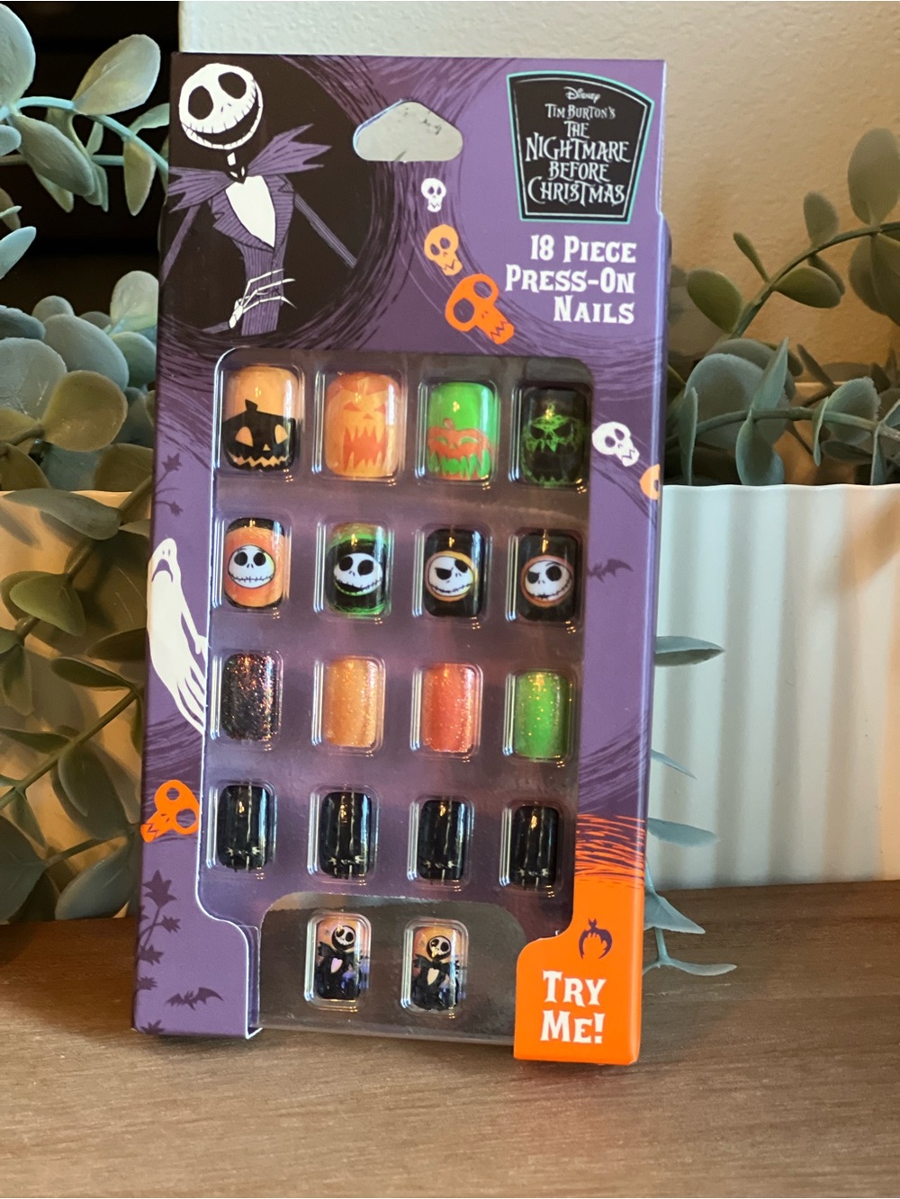 Disney The Nightmare Before Christmas Purple & Black Press-On Nails Set